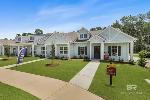 6203 Carpenter Ln, Gulf Shores, AL 36542