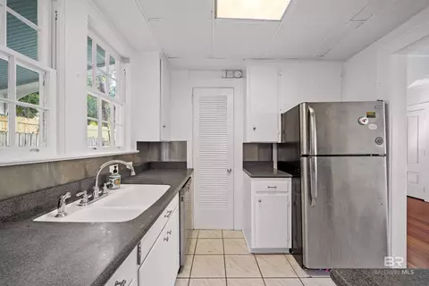 271 Park Ter, Mobile, AL 36604 photo 16