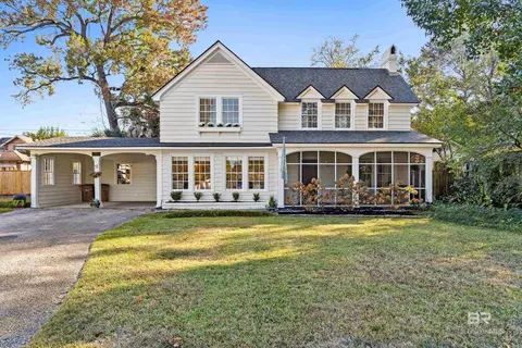 271 Park Ter, Mobile, AL 36604