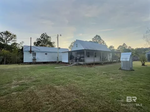 26663 Bruhn Rd, Elberta, AL 36530