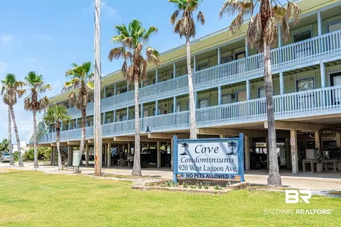 920 W Lagoon Ave #B 104, Gulf Shores, AL 36542