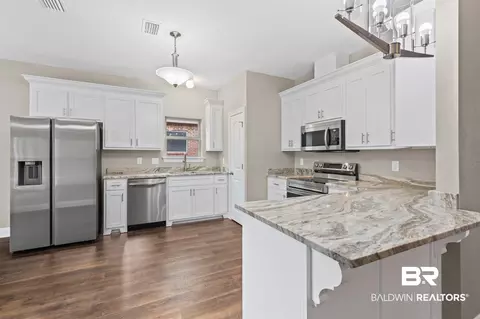 Kitchen - 21399 Brick Stack Ln, Fairhope, AL 36532 photo 2 of 2