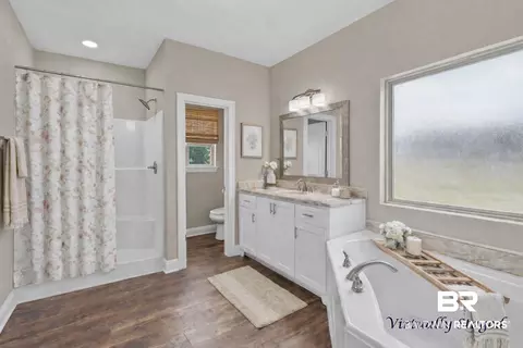 Bath - 21399 Brick Stack Ln, Fairhope, AL 36532 photo 1 of 4