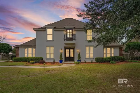 819 Aidan St, Fairhope, AL 36532