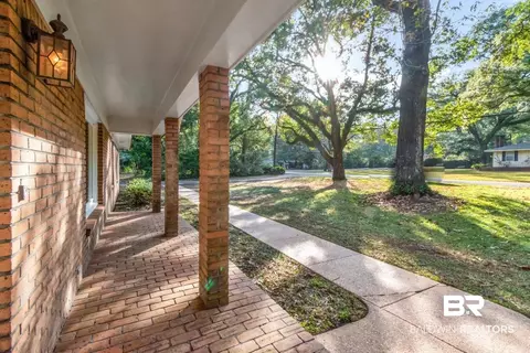 913 Cottage Hill Ave, Mobile, AL 36693 photo 18