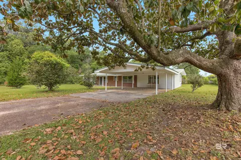 300 W Pedigo Ave, Foley, AL 36535