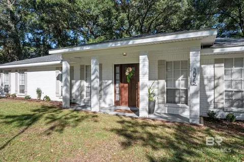 3075 Longleaf Dr, Mobile, AL 36693 photo 1