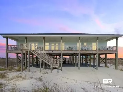 2671 Ponce De Leon Ct, Gulf Shores, AL 36542