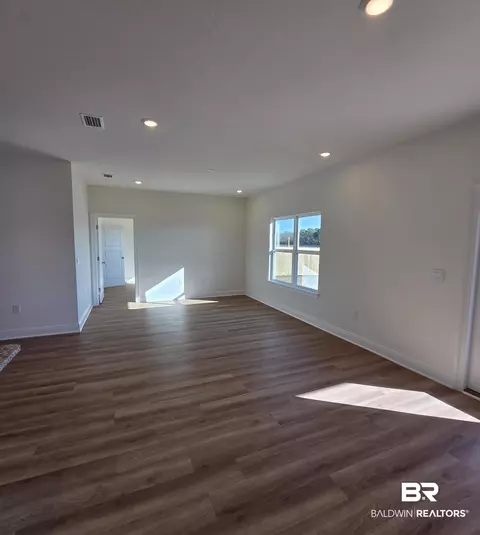 28084 Hallow Trl, Elberta, AL 36530 photo 11