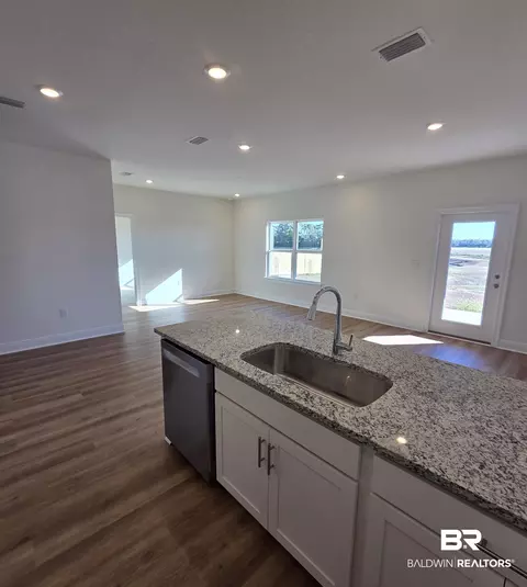 28084 Hallow Trl, Elberta, AL 36530 photo 8