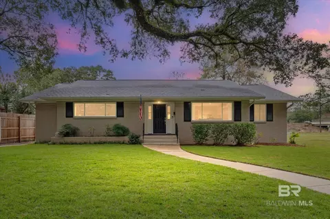 2006 N Levert Dr, Mobile, AL 36607