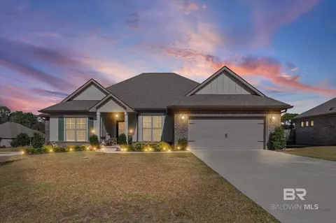 191 Ornate Ave, Fairhope, AL 36532
