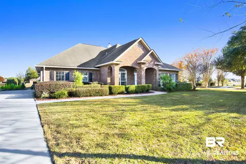 4240 Augusta Dr, Gulf Shores, AL 36542