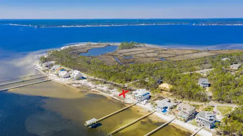 5870 Red Cedar St, Pensacola, FL 32507