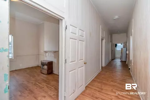 161 N Cedar St, Mobile, AL 36603 photo 3
