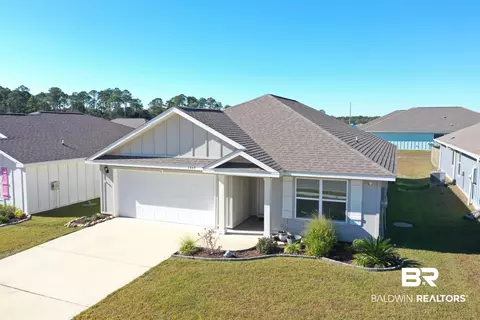 7447 Coppin Dr, Foley, AL 36535