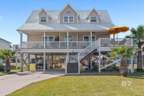 209 Sunrise Dr, Gulf Shores, AL 36542