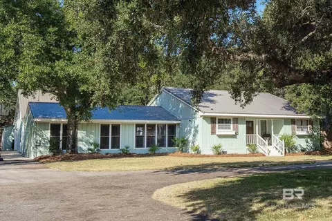 1349 W Fairway Dr, Gulf Shores, AL 36542