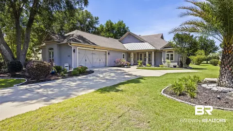 523 Retreat Ln, Gulf Shores, AL 36542