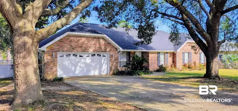 9168 Clubhouse Dr, Foley, AL 36535