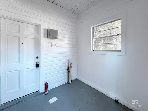 206 1st St, Chickasaw, AL 36611 photo 19