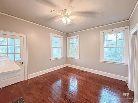 206 1st St, Chickasaw, AL 36611 photo 13