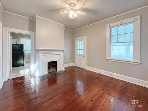 206 1st St, Chickasaw, AL 36611 photo 14