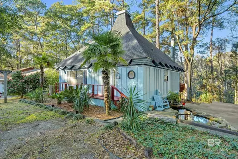 123 Creekside Dr, Daphne, AL 36526