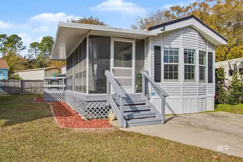 122 Horn Dr, Lillian, AL 36549