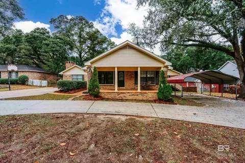 5418 Yucca Dr, Mobile, AL 36693