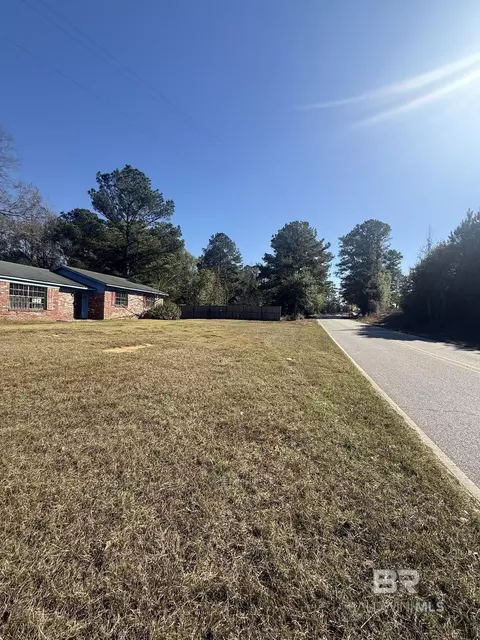 3105 Pea Ridge Rd, Brewton, AL 36426