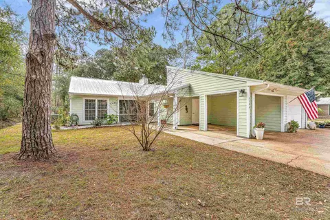1246 Mockingbird Ln, Gulf Shores, AL 36542