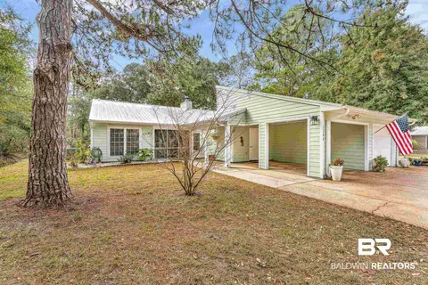 1246 Mockingbird Ln, Gulf Shores, AL 36542