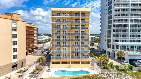 517 E Beach Blvd #5C, Gulf Shores, AL 36542