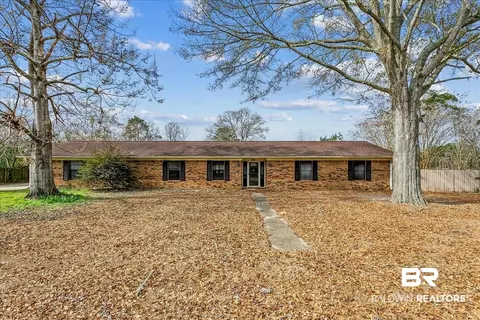 295 Columbus Cir, Brewton, AL 36426