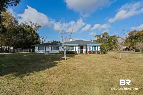 302 W Jefferson St, Summerdale, AL 36580
