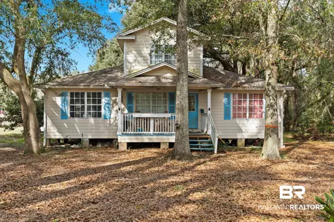 24325 Haynes Ct, Robertsdale, AL 36567