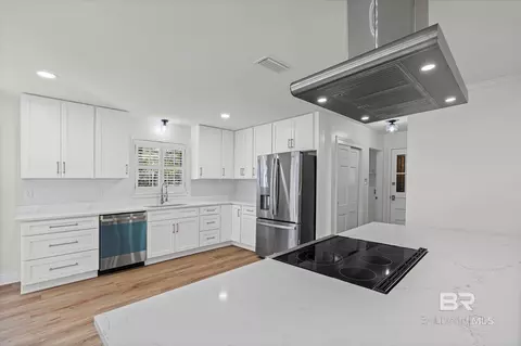Kitchen - 301 E Indian Creek Dr, Mobile, AL 36607 photo 2 of 3