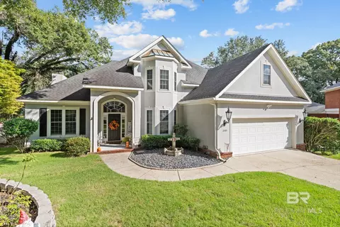 2705 Charlestowne Dr, Mobile, AL 36693