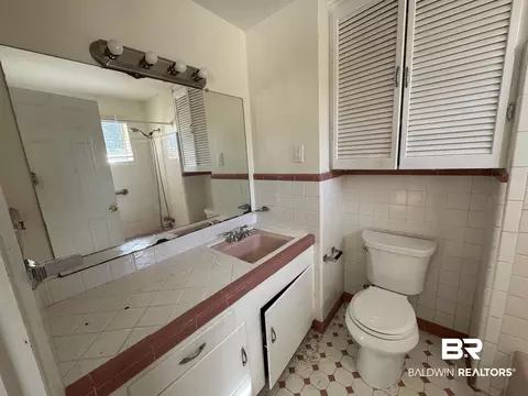 626 E Myrtle Ave, Foley, AL 36535 photo 10