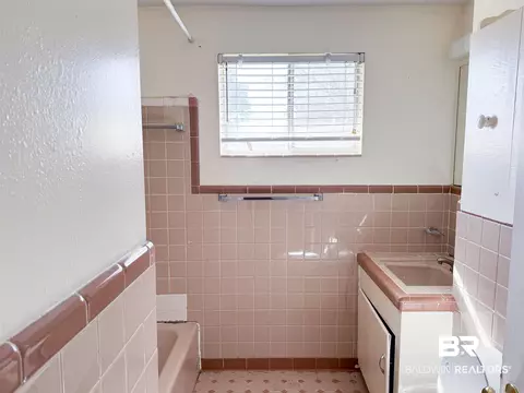 626 E Myrtle Ave, Foley, AL 36535 photo 12