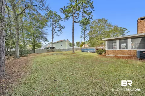 550 Stuart St, Daphne, AL 36526 photo 9