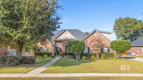 25547 Ravenwood Cir, Daphne, AL 36526