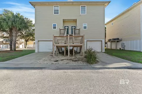 4 Yacht Club Dr #3, Daphne, AL 36526