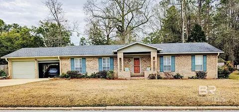 603 Edgewood Dr, Brewton, AL 36426