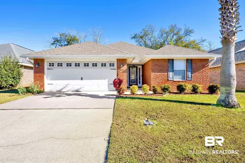 290 Ogden Ct, Foley, AL 36535