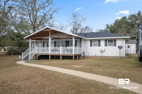 410 W 5th St, Bay Minette, AL 36507