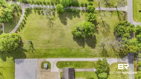 8356 Gayfer Road Ext, Fairhope, AL 36532