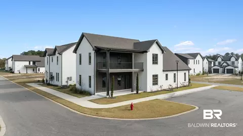 926 Inlet Cir, Gulf Shores, AL 36542