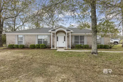 6241 Woodside Dr, Theodore, AL 36582